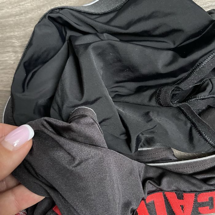 Труси Calvin Klein р. L стрінги модал