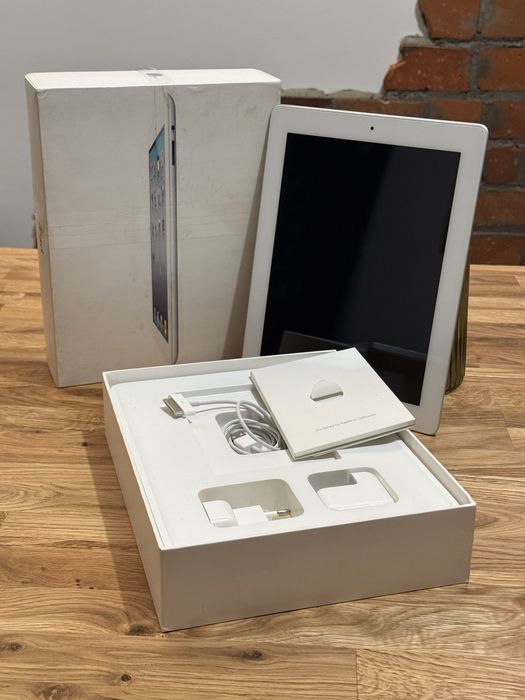 Apple iPad 3 16GB Wi-Fi MD328PL/A Biały sprawny komplet A1416