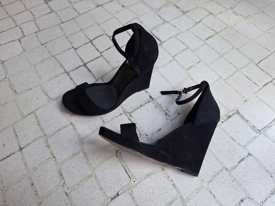 Sandalias Salto Alto Pretas ALDO