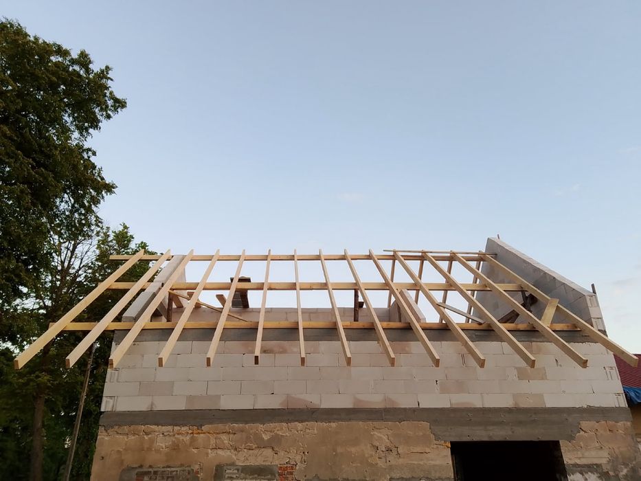 Usługi ciesielsko-dekarskie