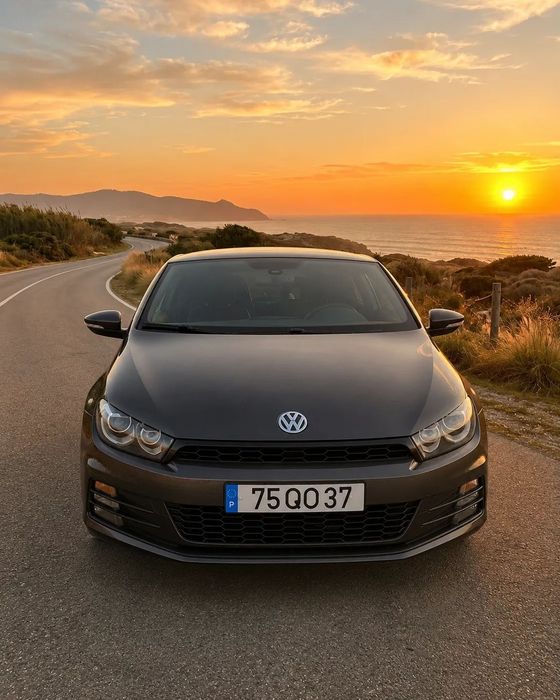 VW Scirocco 2.0 TDI Sport foto 2