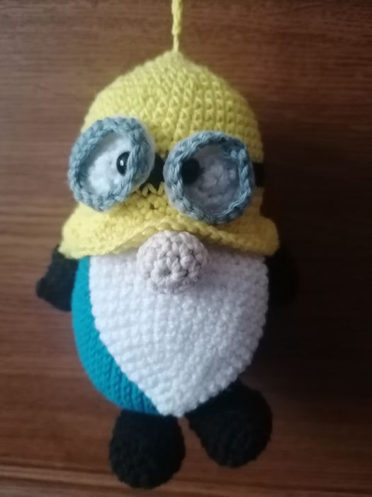 Breloczek gnom minion