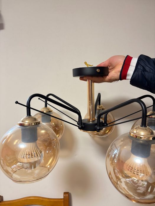 Żyrandol do salonu lampa wisząca złoty czarny elegancki żyrandol