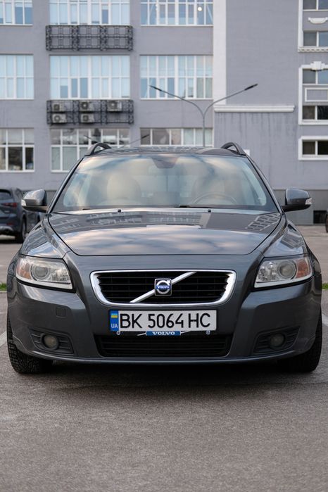 Авто Volvo V50 1,6D