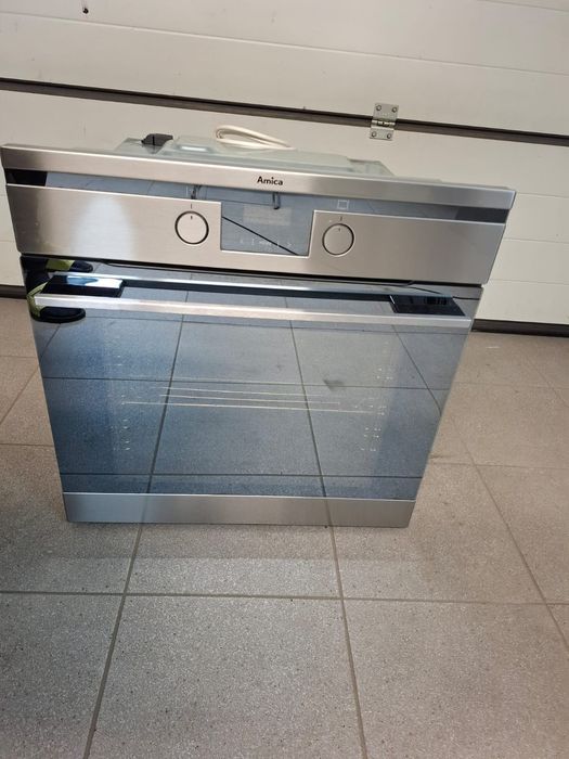 Piekarnik Amica  srebrny