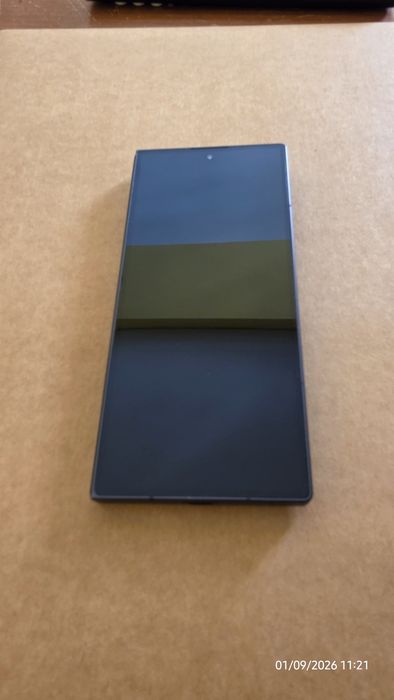 Galaxy Z Fold 7 com 512Gb, com fatura e garantia.
Vai na caixa original. 
Tem fatura e garantia da Samsung