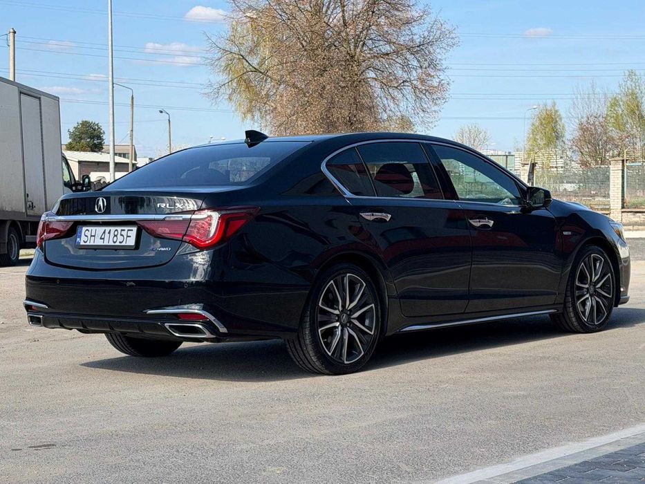 Acura RLX 3,5 V6 Sport Hybrid SH-AWD / Honda Legend