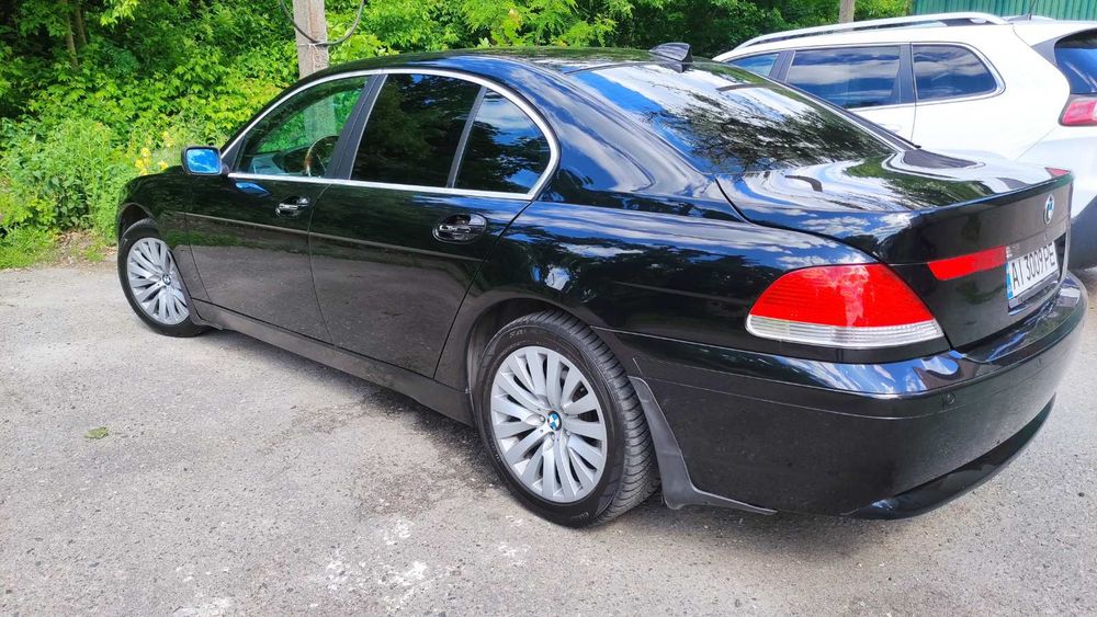 продам своє авто BMW 730i e65