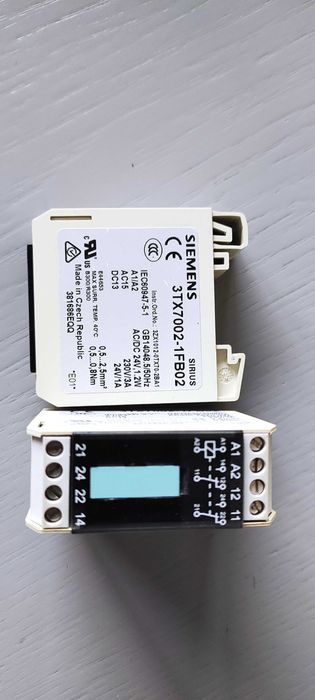 Siemens przekaźnik  2NO/2NC 6A 24 3TX7002-1FB02  3TX7002-1AB00