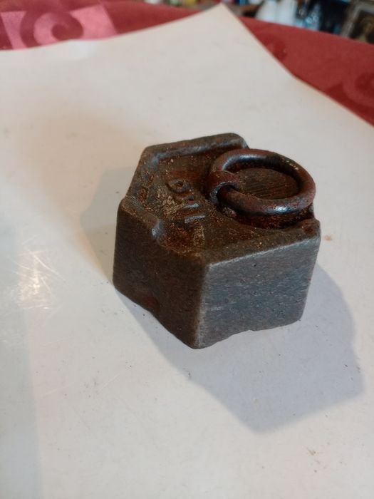 Peso antigo de 1 kg