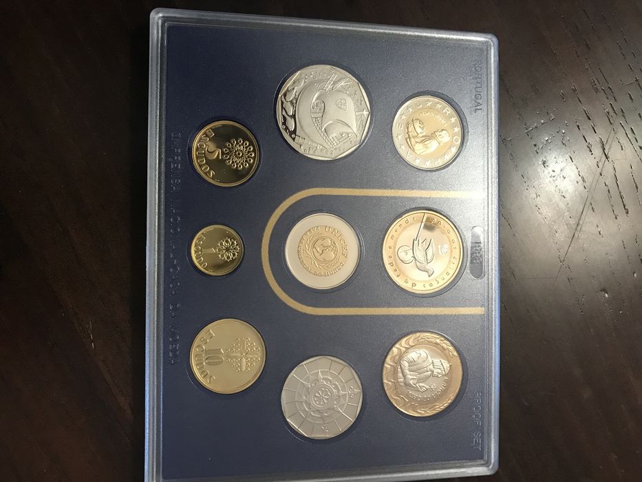 Coleção Moedas em Escudos