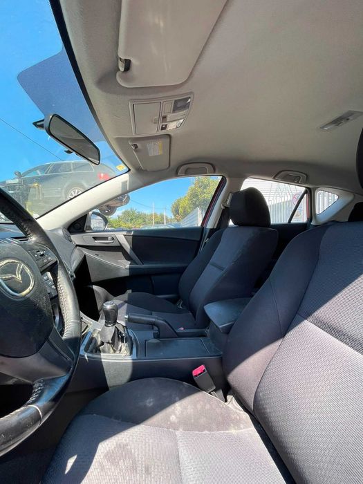 Mazda 3 para peças