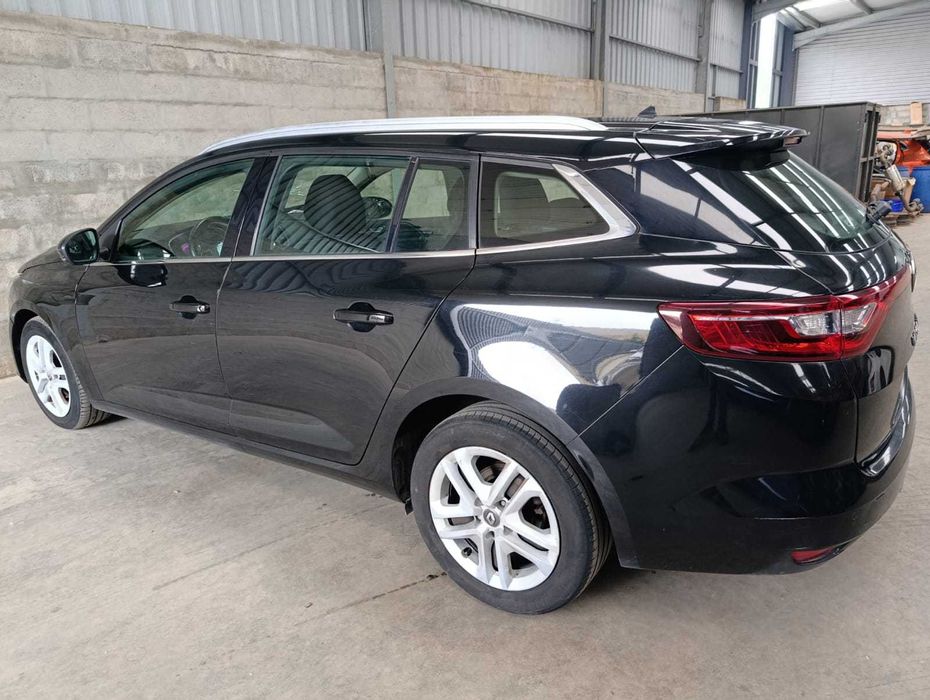RENAULT MEGANE Sport Tourer 1.5 dci