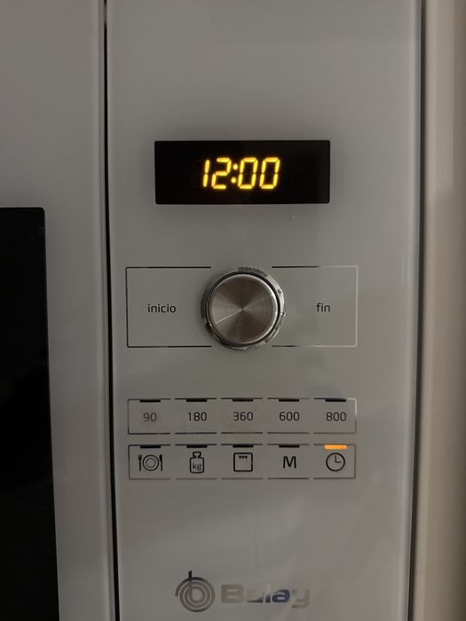 Microondas Balay de encastrar branco