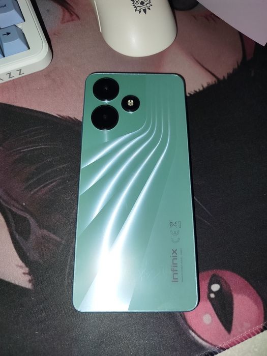 Телефон повністю робочий не битий infinix hot30