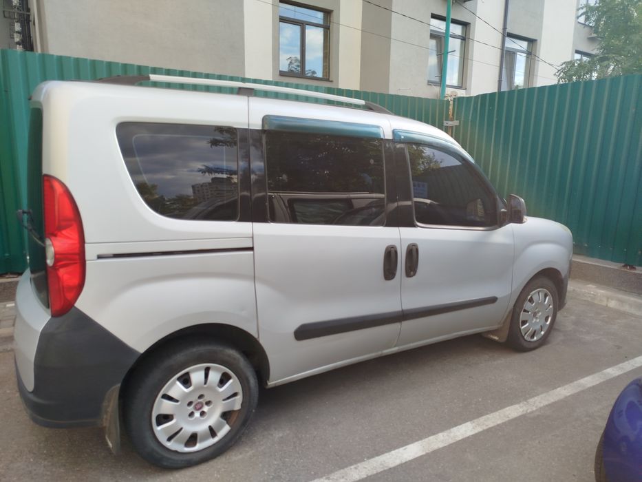 Продаж автомобіль Fiat Doblo Panorama