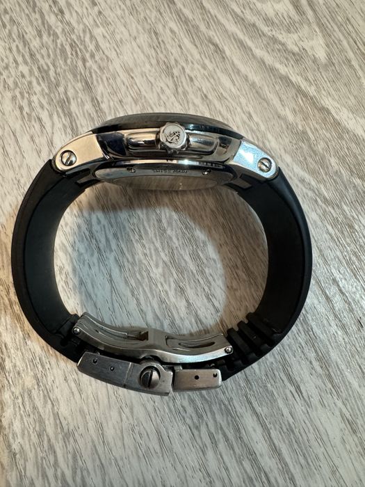 часы Ulysse Nardin Executive Dual Time