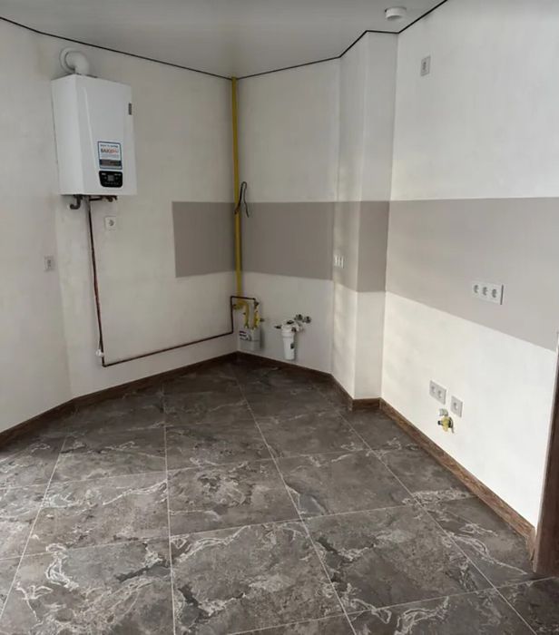Продаж 2к квартири 65.9 кв. м на вул. Микулинецька
