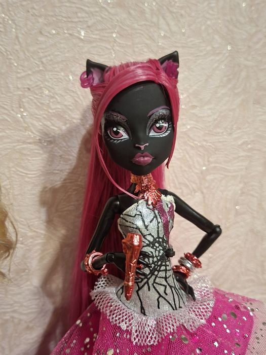 Кетті Нуар. Монстр хай