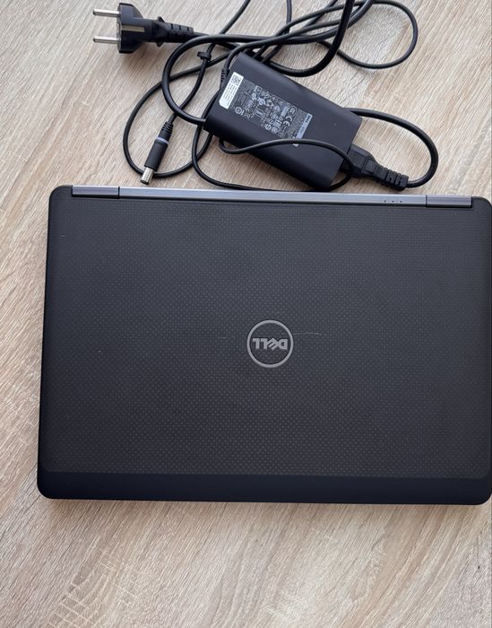 Ноутбук Dell Latitude E7440 14' Intel Core i7 (8 Гб 250 Гб)