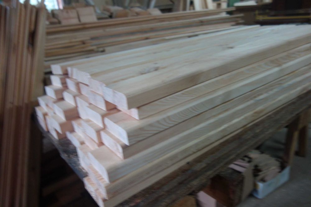 Deski sosnowe strugane