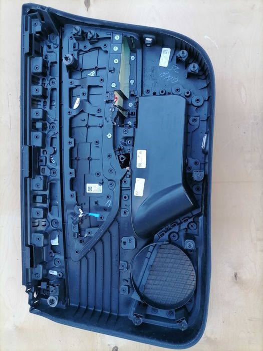 дверні карти tesla 3
