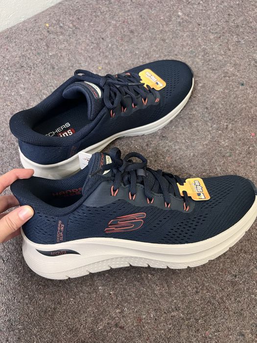 Skechers ArchFit 42 розмір скейчерс