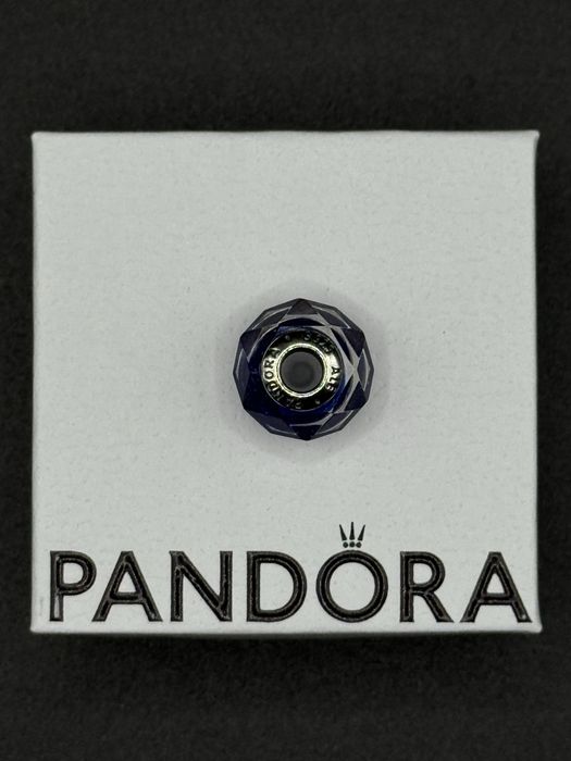 Pandora Charms Fasetowany Niebieski ze szkła Murano