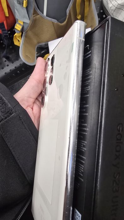 Samsung Galaxy S23 Ultra jak nowy