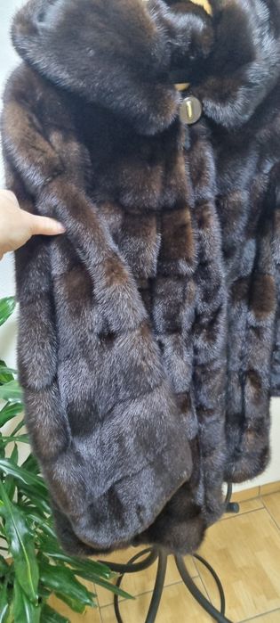 Продам норковую шубу большого размера