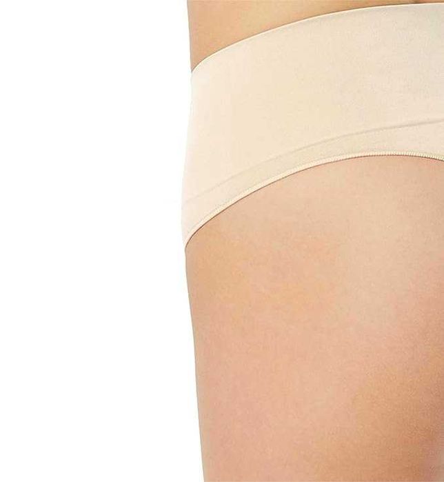 Bielizna Modelująca SPANX Thong Stringi Korygujące Brzuch Soft Nude M