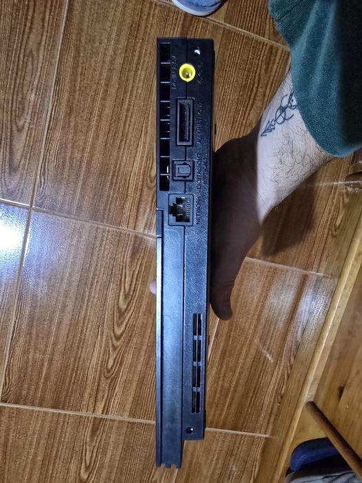 PlayStation 2 Slim (ler descrição)