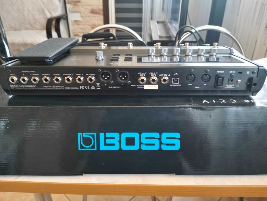 Boss GT-1000 – flagowy multiefekt gitarowy