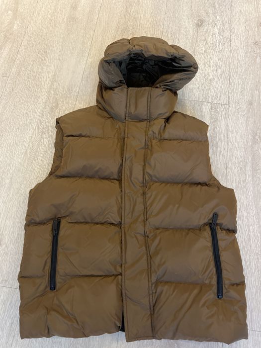 Жилет DsQuared2”