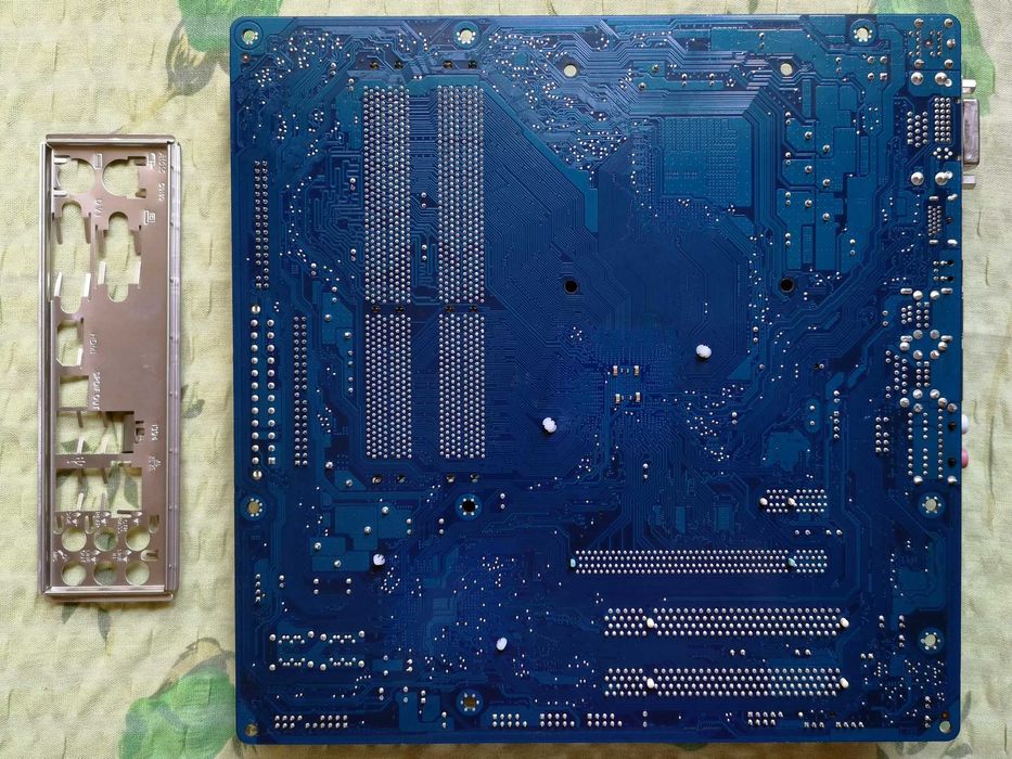 Материнська плата  Socket 775  Gigabyte GA-EG41MFT-US2H