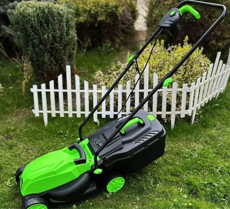 Якісна електрична газонокосарка 1400Вт Газонокосилка электрическая