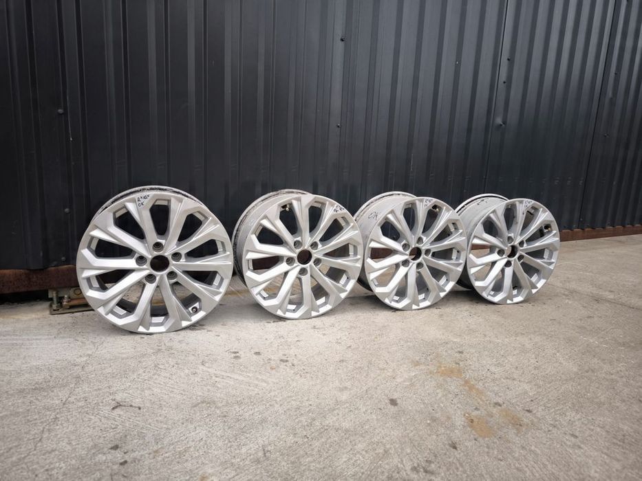 FELGA FELGI KOMPLET AUDI A4 B9 A5 8W ITP 7.5 J R17 ET38 8W0601025L R*12*