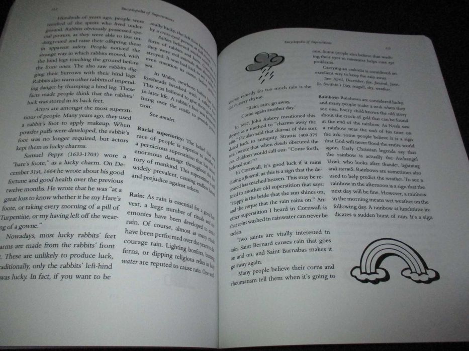Livro Encyclopedia of Superstitions Richard Webster Superstições