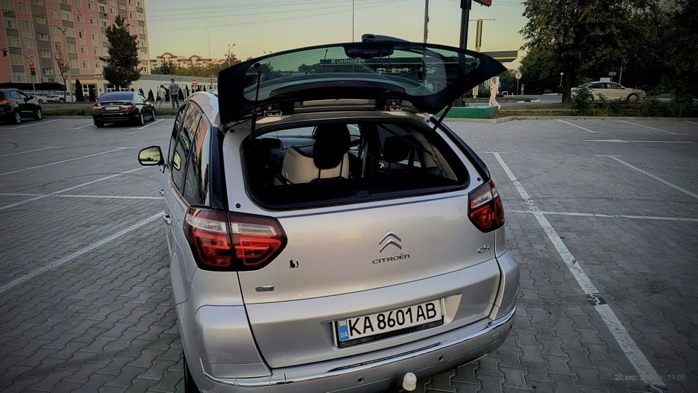 Citroen C4 Picasso 2011, 1.6 e-Hdi