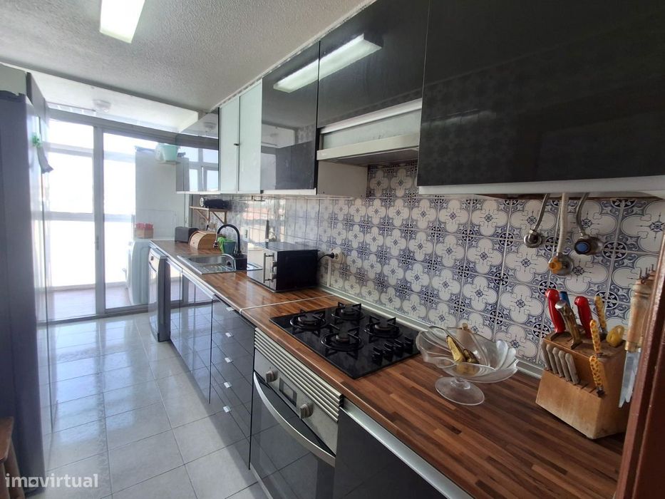 Apartamento, para arrendamento, Cascais - Carcavelos e Parede