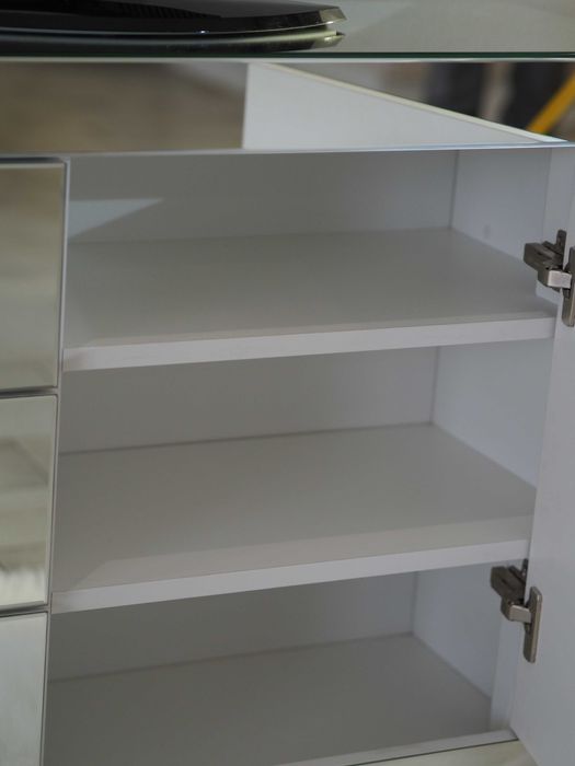 Lustrzana komoda rtv. Glamour