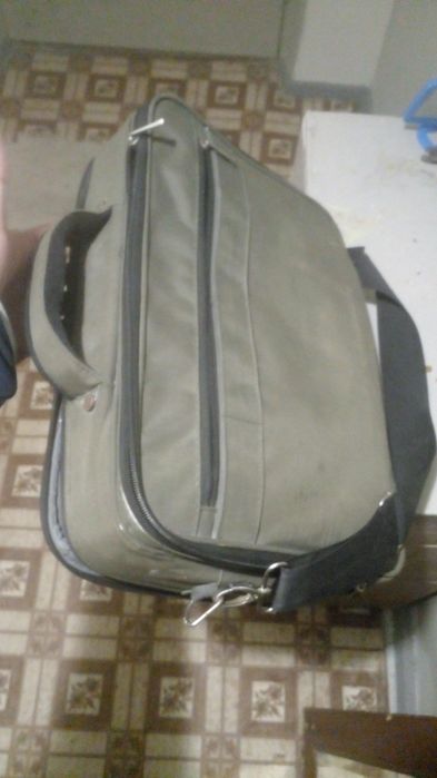 Сумка для Ноутбука и не только прочная .