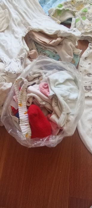 Срочно продам пакет детских вещей,детские вещи боди,человечки,ползунки