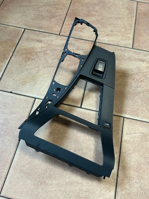 OSŁONA RAMKA DEKOR PANELU KONSOLI ŚRODKOWEJ TUNELU BMW F10 F11 5 9171556