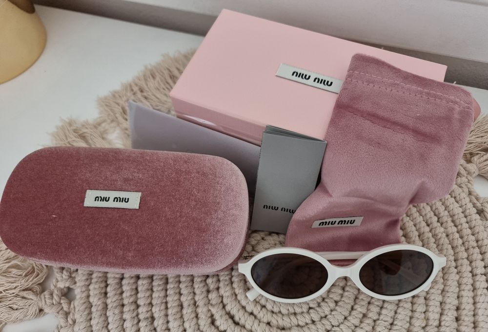 Okulary Miu miu.