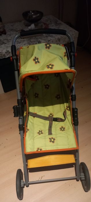 Zabawka dla lalek wózek sportowy dla lalek. Stan idealny.