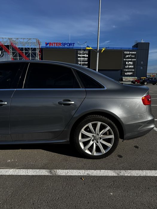 Audi a4 sline 2014