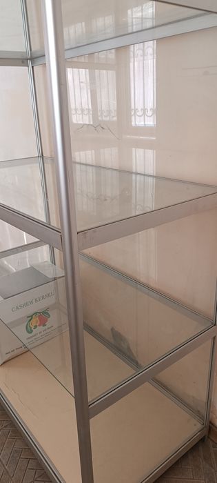 Магазинная витрина