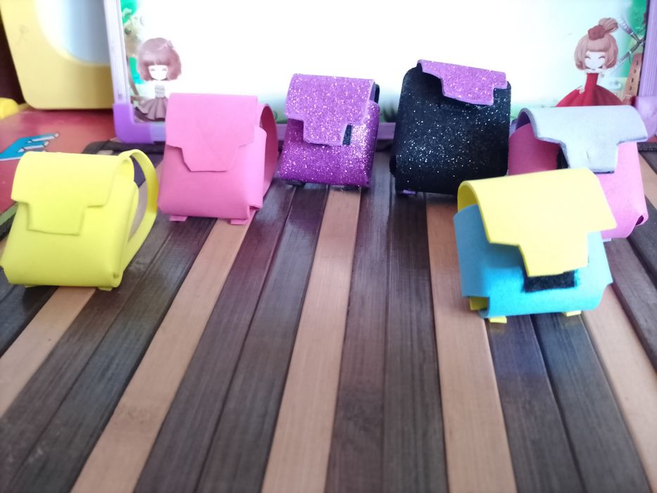 Рюкзак для кукол+ шкільний набір