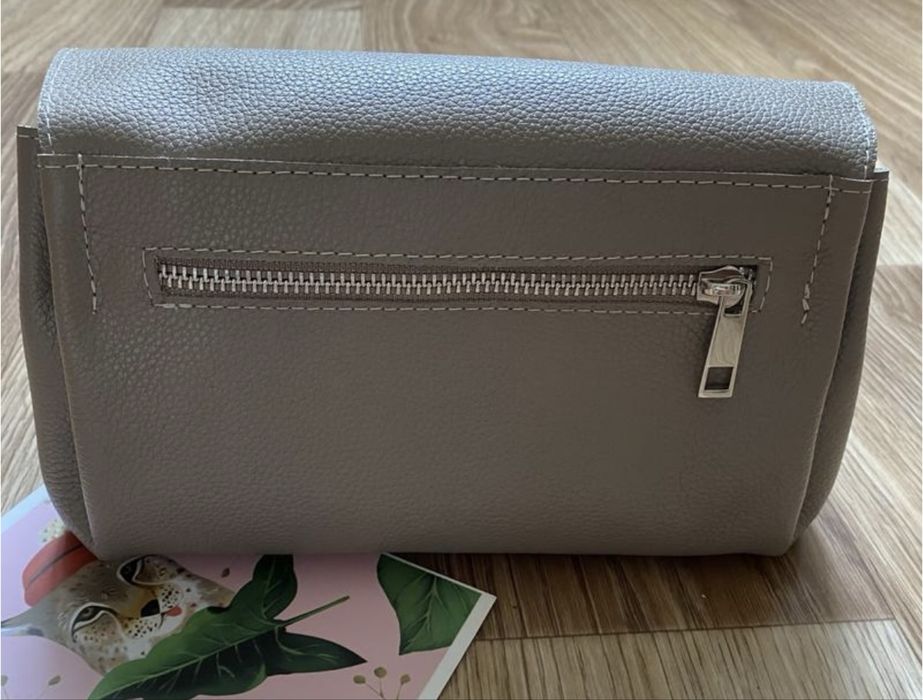 Сумочка з натуральної шкіри, нова, колір моко